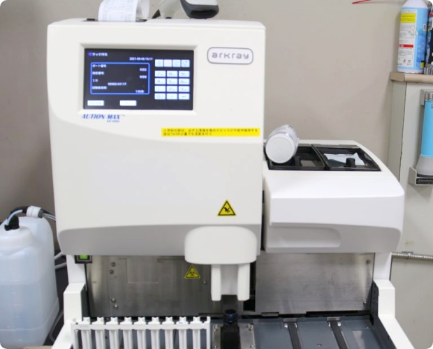 尿定性検査機器　AX4060